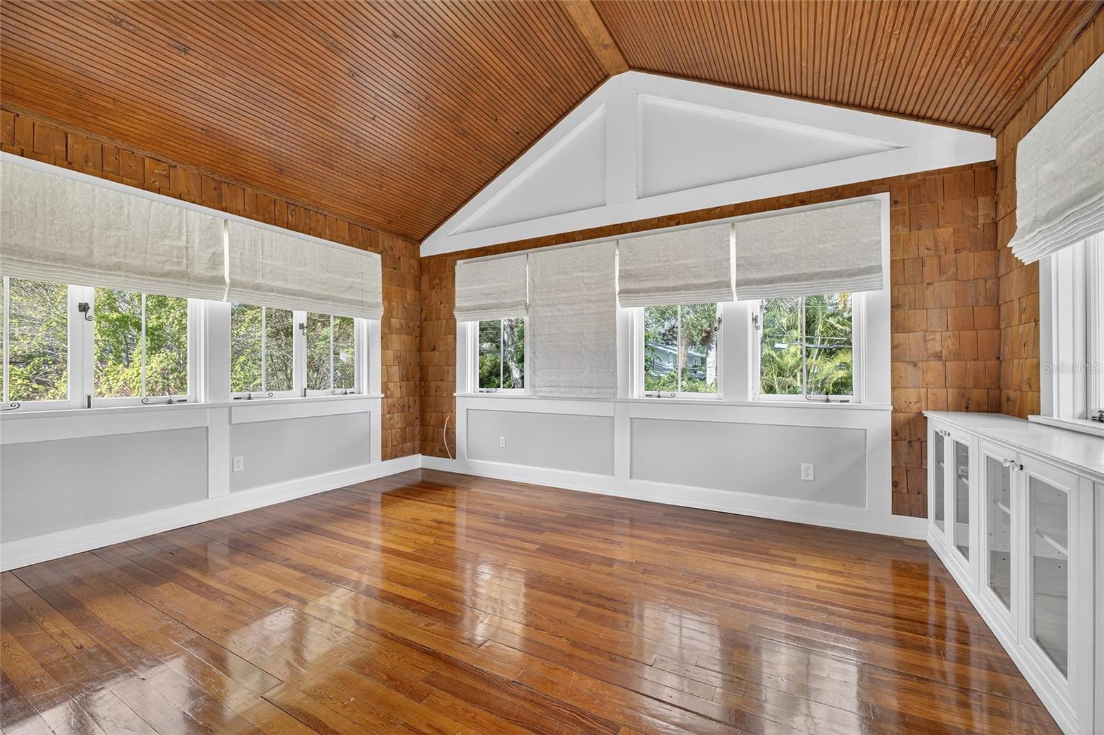 HARBOR VIEW - Residential Lease