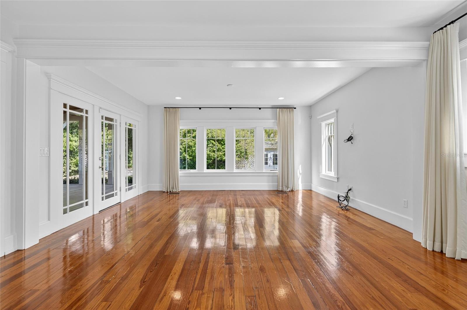 HARBOR VIEW - Residential Lease