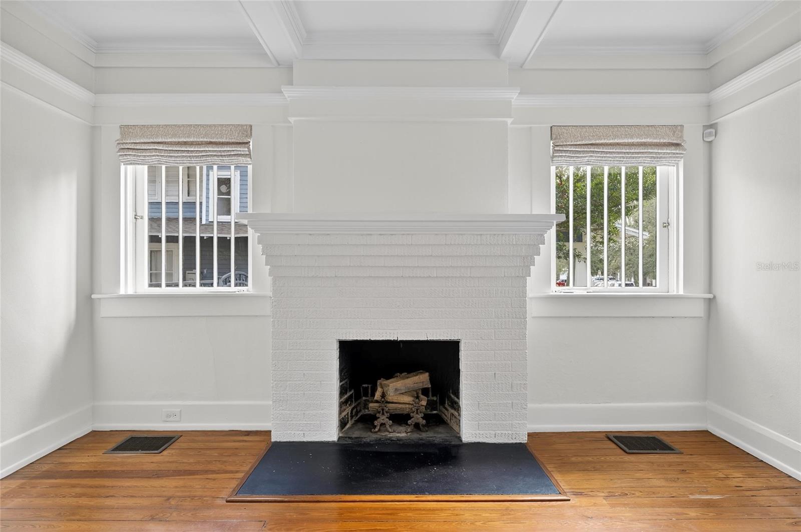 HARBOR VIEW - Residential Lease