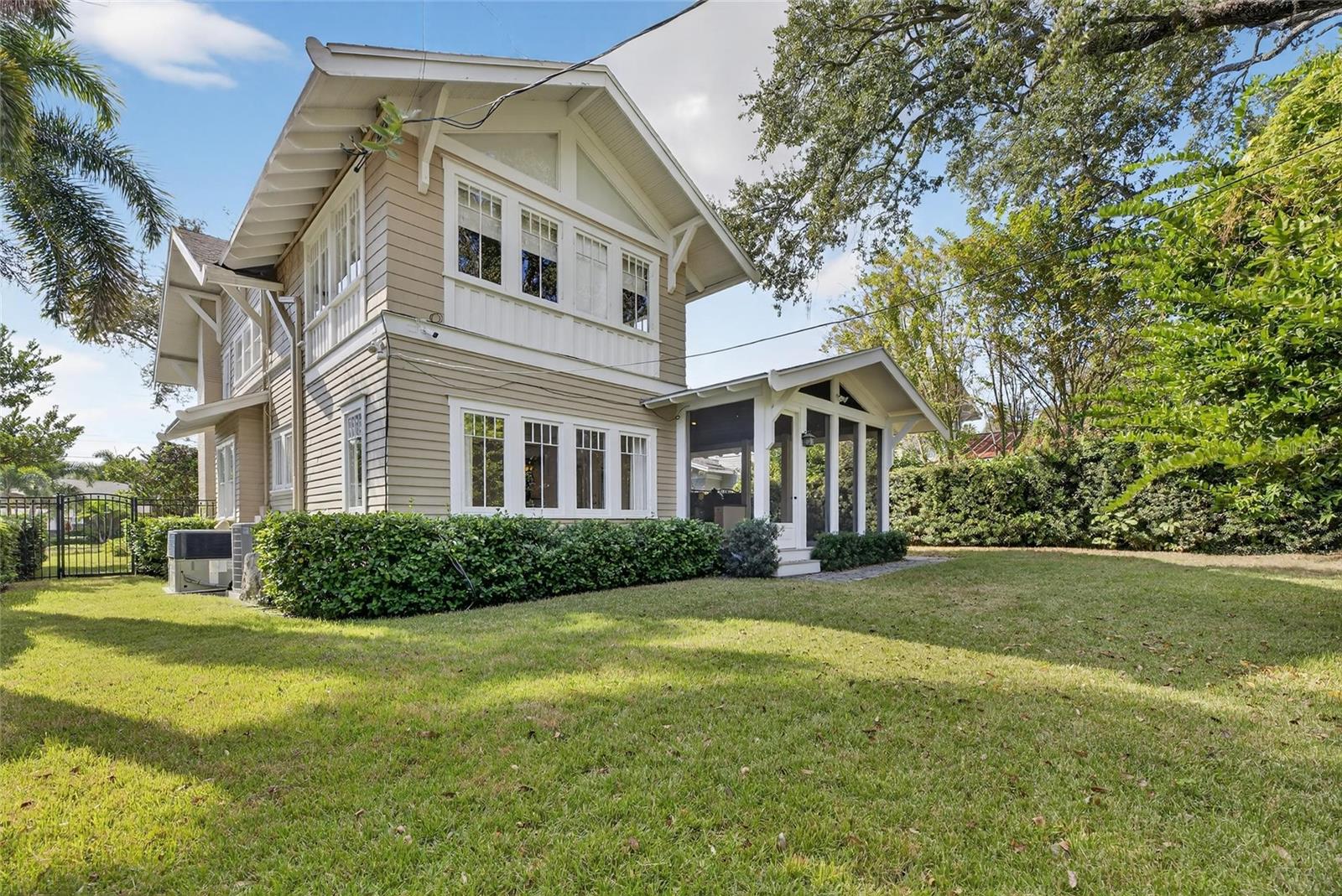 HARBOR VIEW - Residential Lease