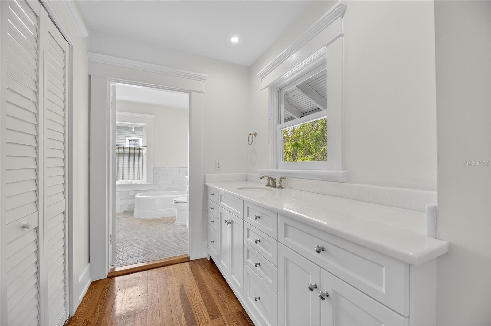 HARBOR VIEW - Residential Lease