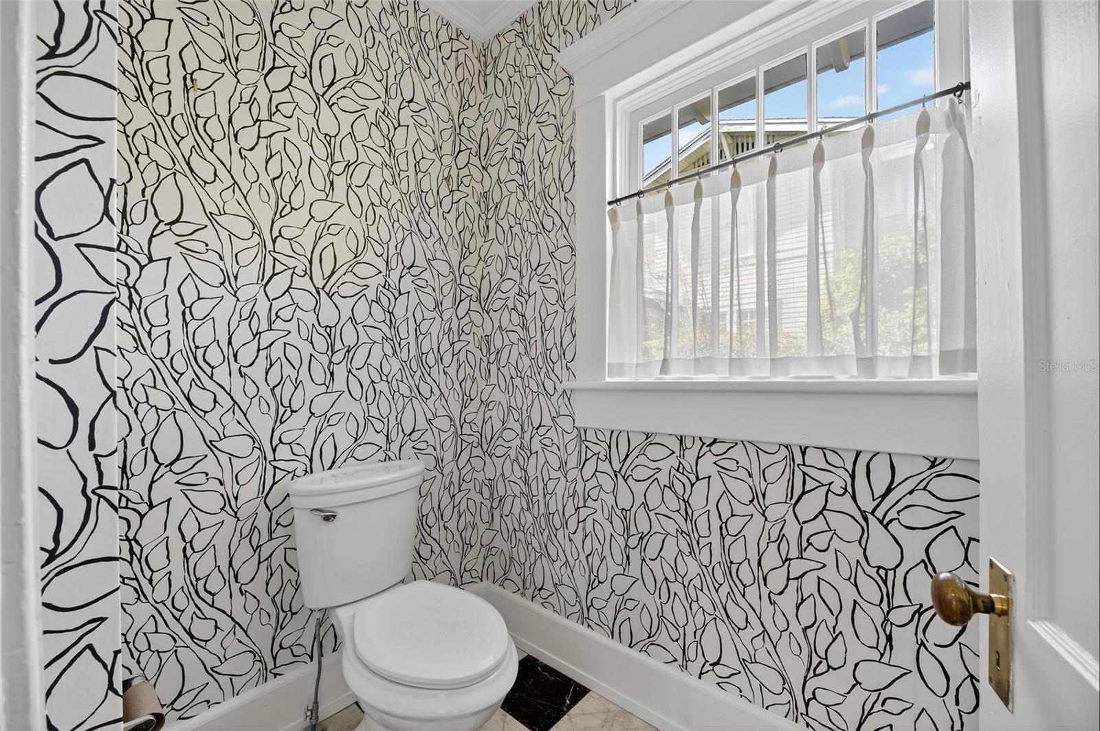 HARBOR VIEW - Residential Lease