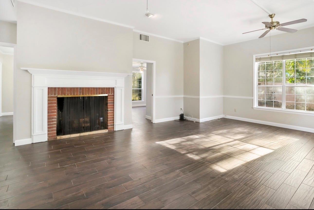 DEEP WOODS - Residential