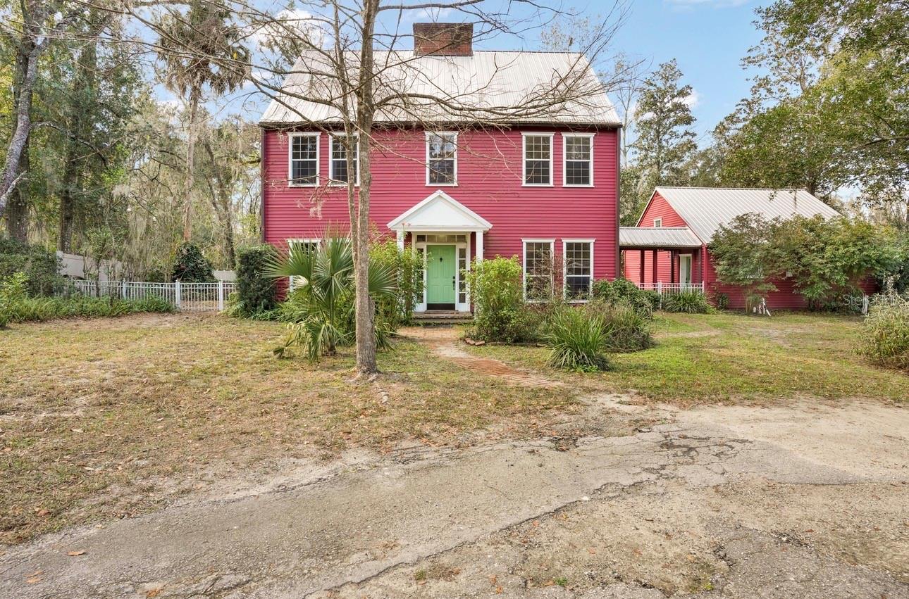 DEEP WOODS - Residential