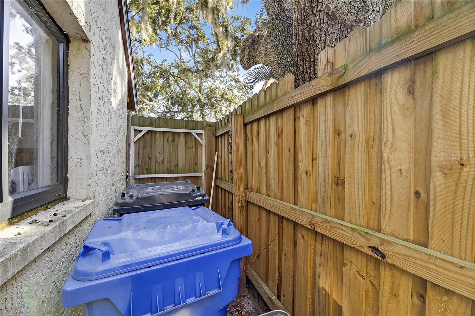 OAK BRIDGE RUN A CONDO - Residential