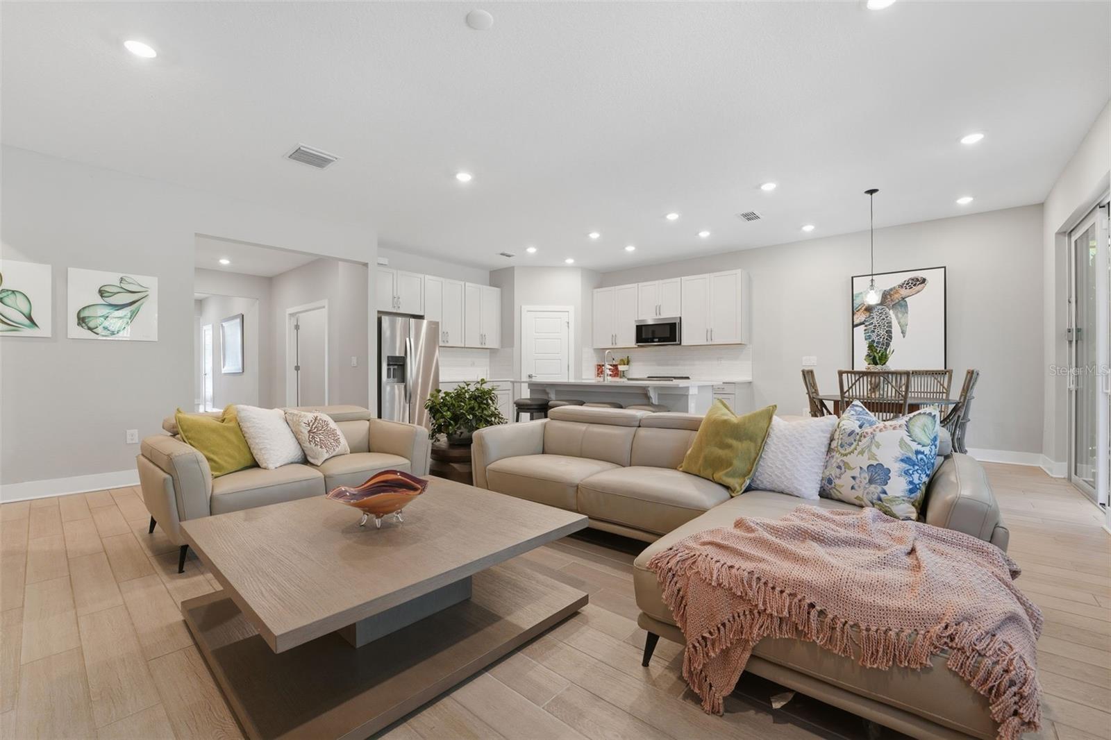 VENICE WOODLANDS PH 1 - Residential