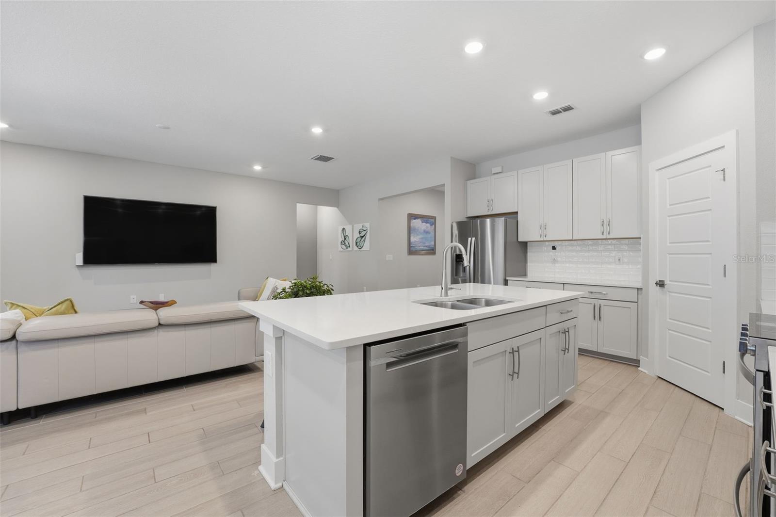 VENICE WOODLANDS PH 1 - Residential