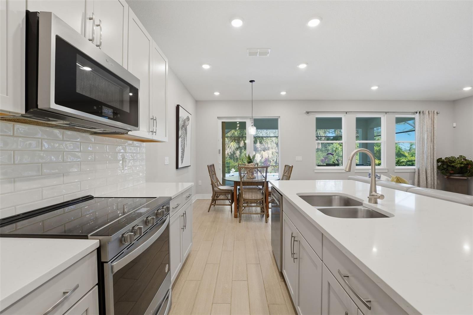 VENICE WOODLANDS PH 1 - Residential