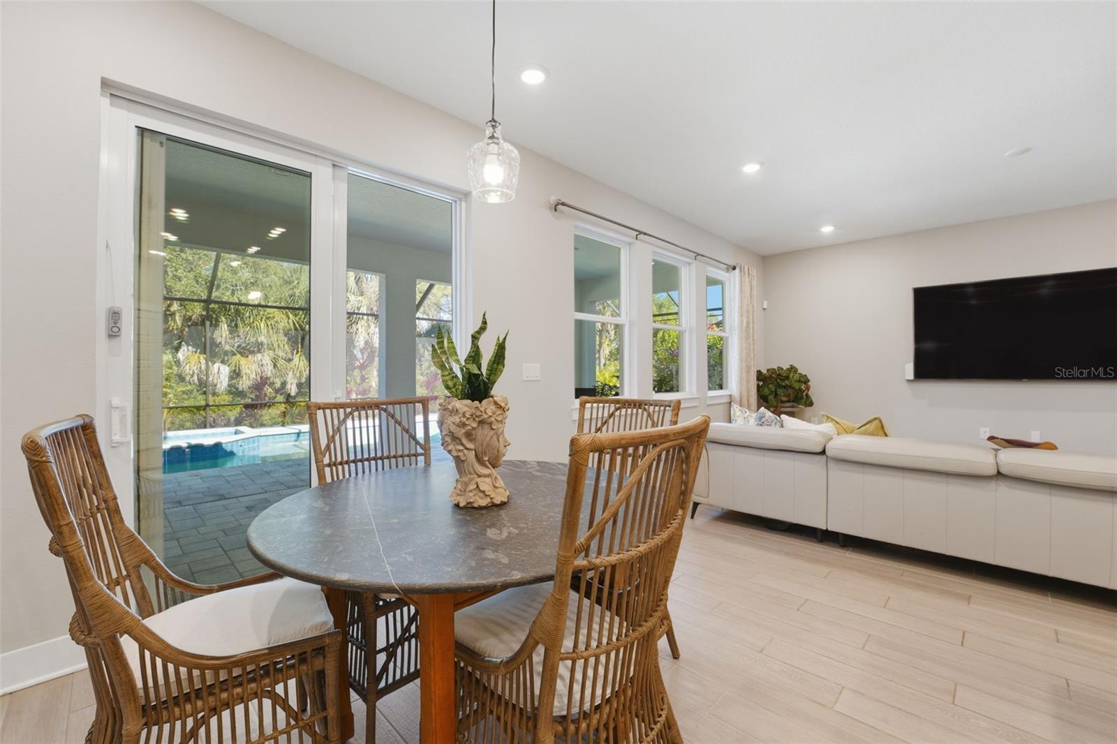 VENICE WOODLANDS PH 1 - Residential