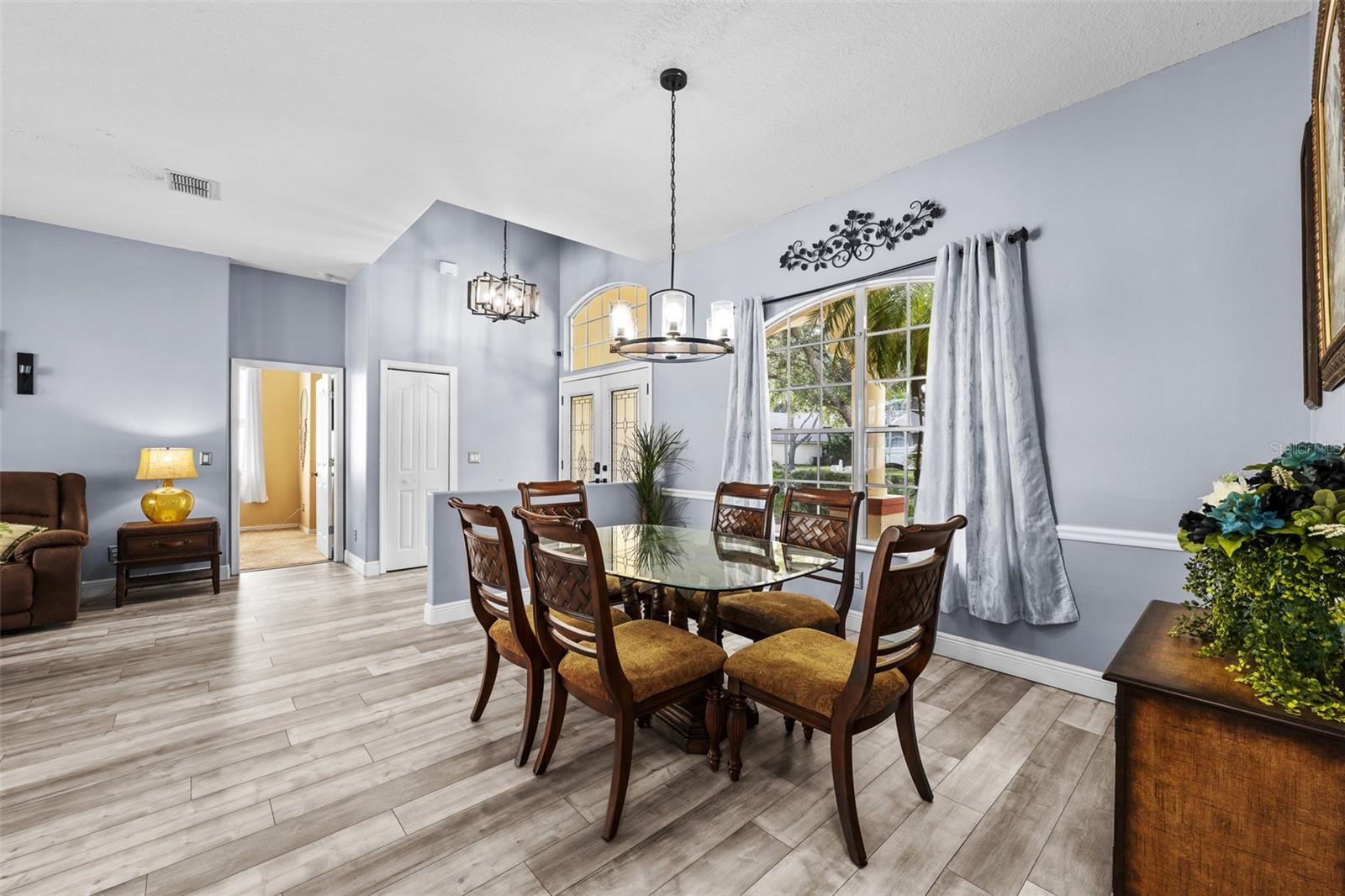 EPPING FOREST - Residential