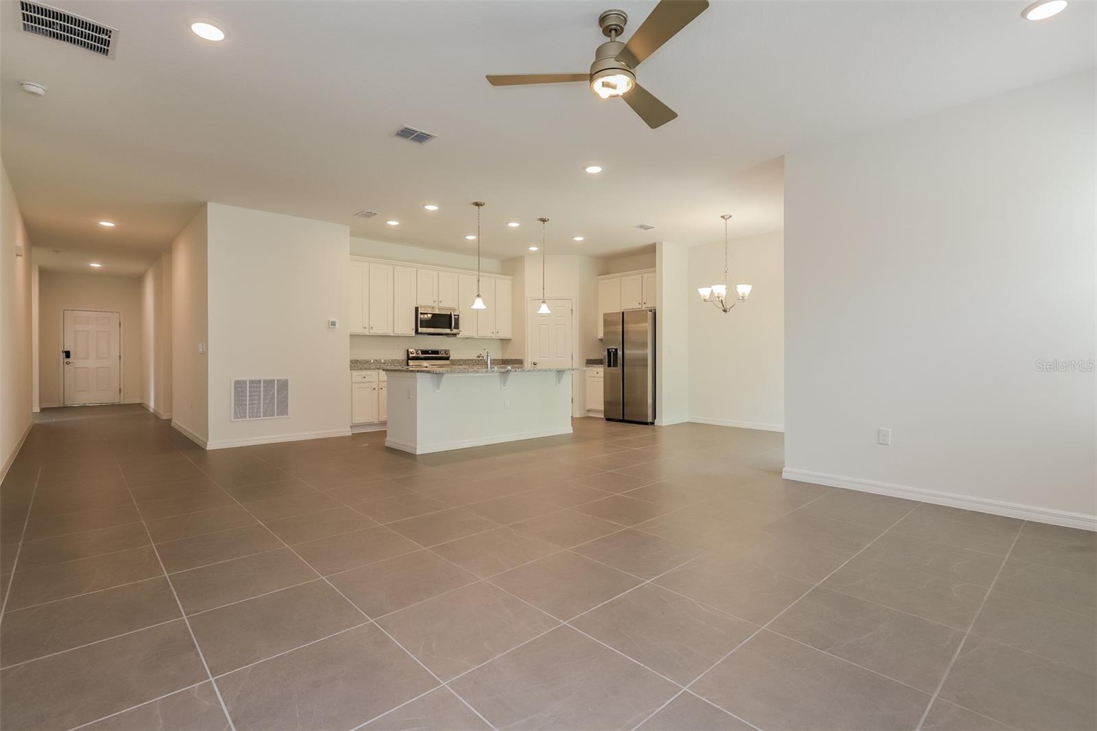 WINDSOR RESERVE PH 1 - Residential Lease