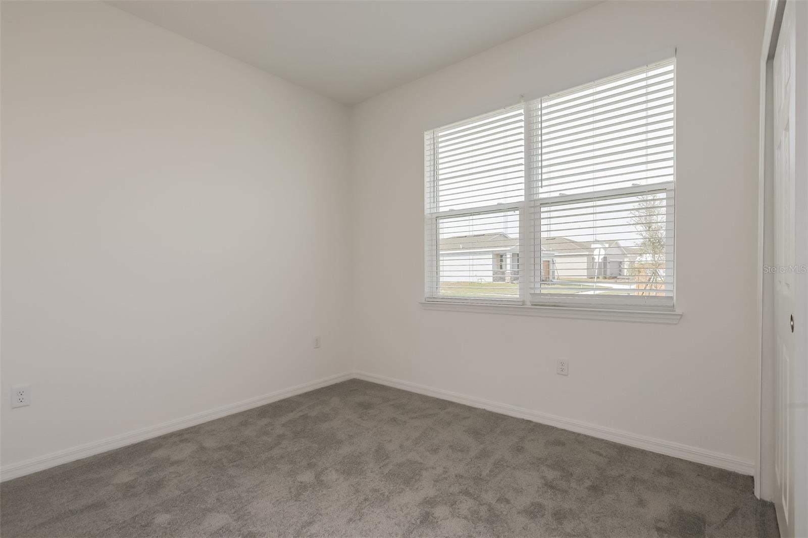 WINDSOR RESERVE PH 1 - Residential Lease