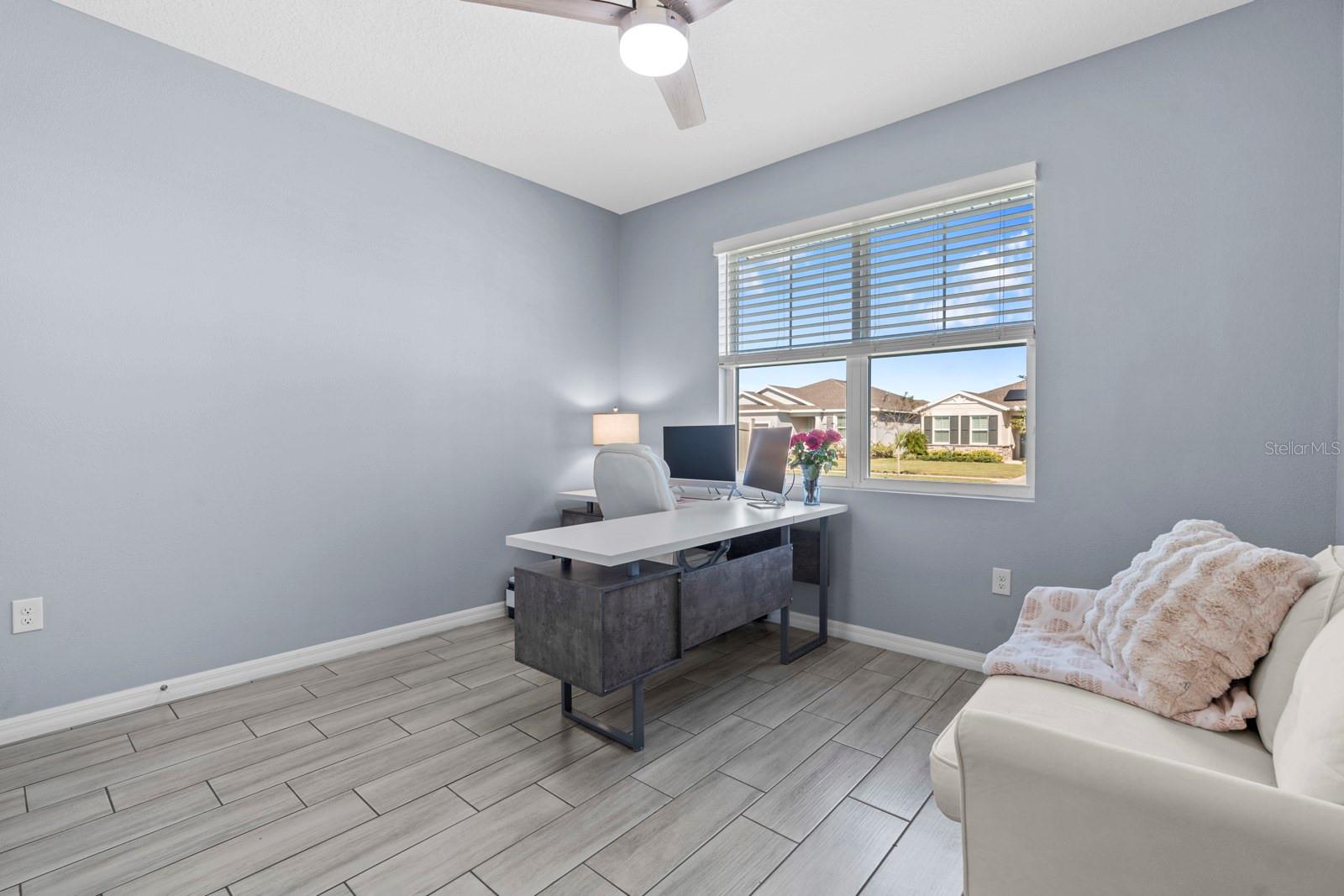 ABBOTT PARK - Residential