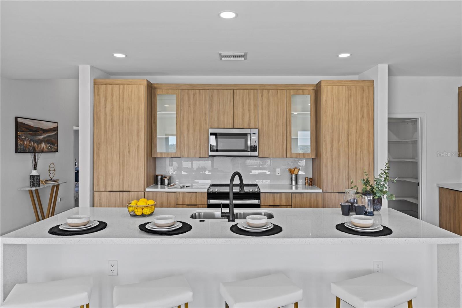 VILLA PASS ONX HOMES - Residential