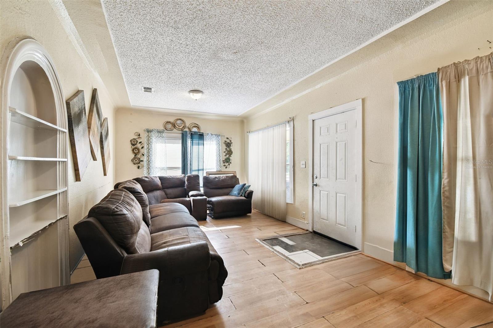 FOREST PARK RESUB OF BLOCKS 1 - Commercial Sale
