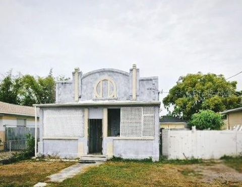 Photo of 2737 W Green Street, Tampa, FL 33607 (MLS # TB8460052)