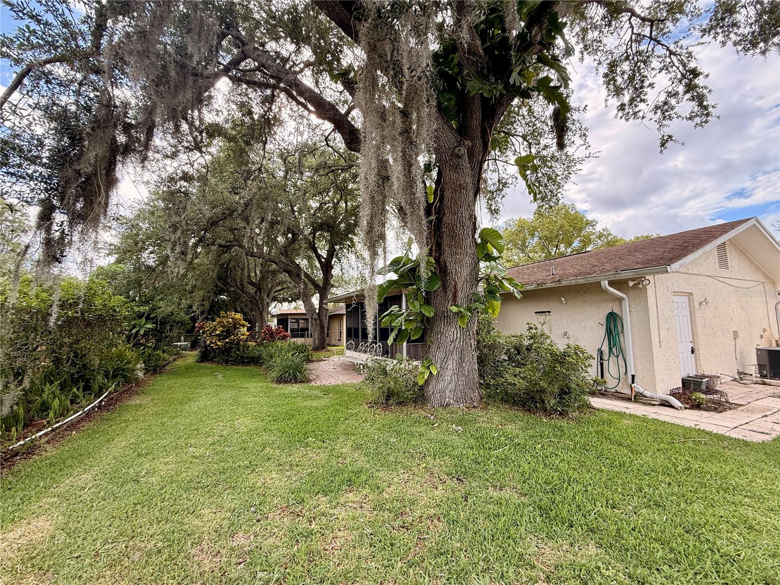 SAN CLEMENTE VILLAGE - Residential