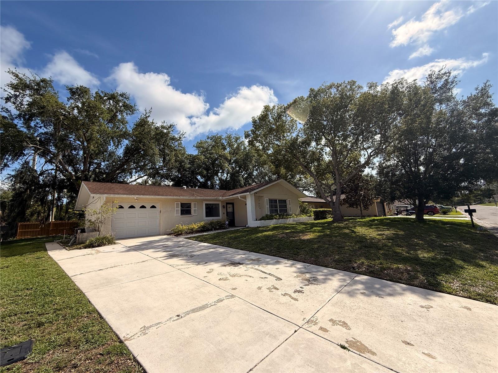 8634 WINDING WOOD DRIVE