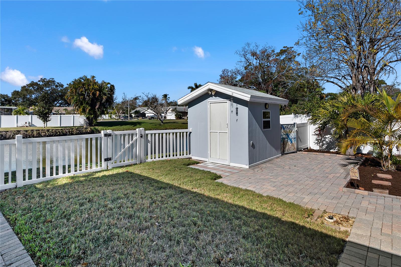 BENT TREE ESTATES EAST - Residential