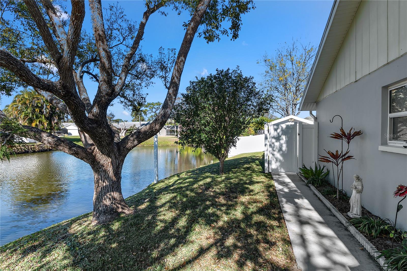 BENT TREE ESTATES EAST - Residential