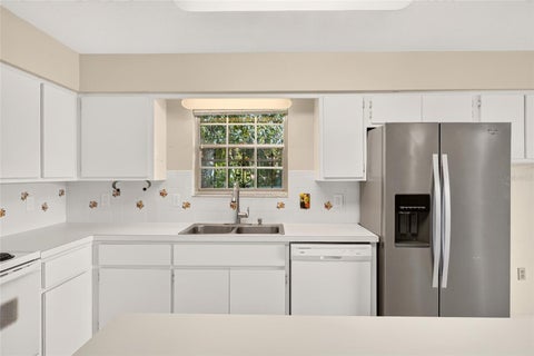 Tiny photo for 3635 Sail Fish Avenue, Fruitland Park, FL 34731 (MLS # G5115811)