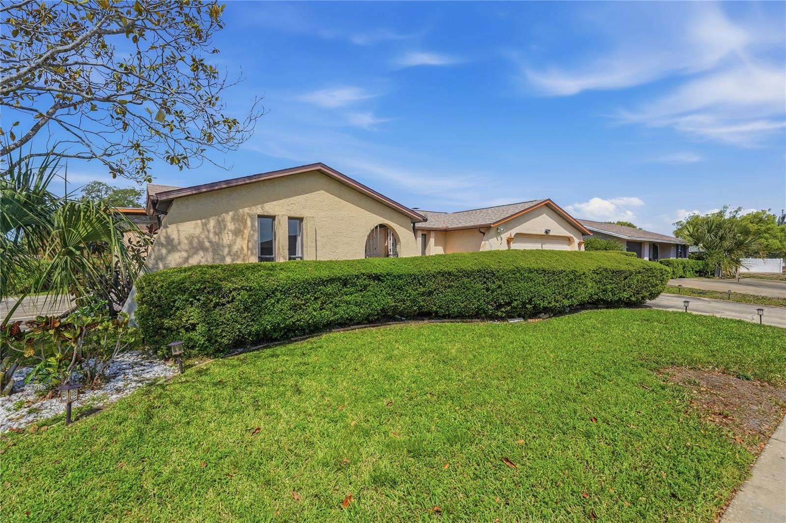 EMBASSY HILLS - Residential