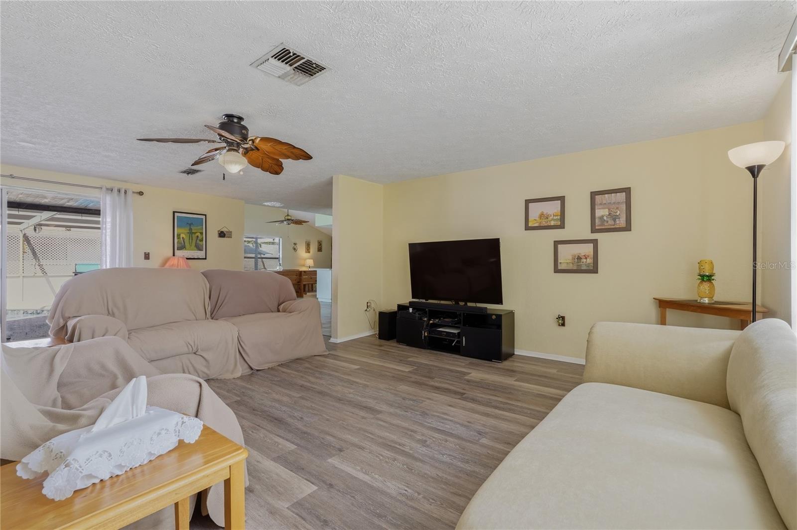 EMBASSY HILLS - Residential