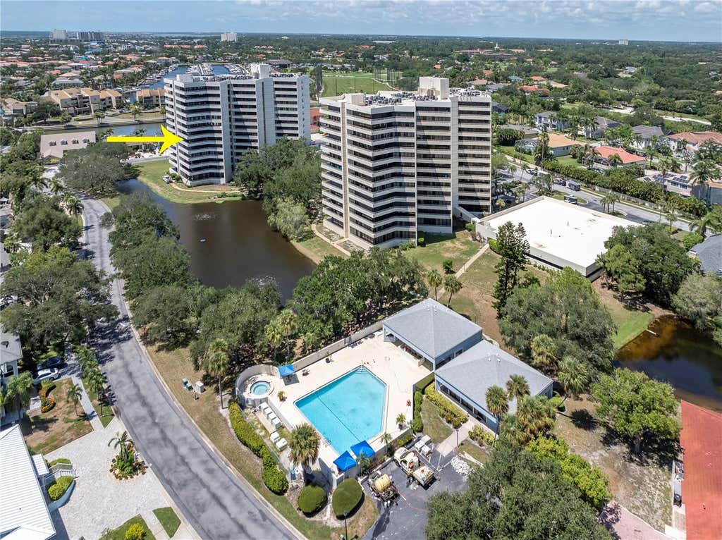 Photo of 5950 Pelican Bay Plaza S #601, Gulfport, FL 33707 (MLS # TB8541476)
