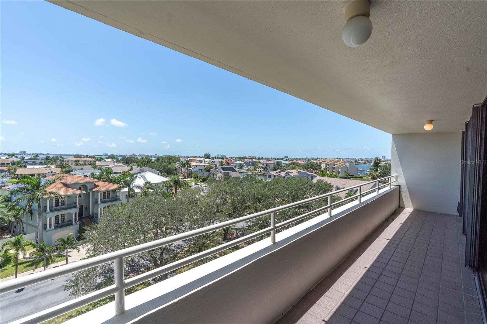 5950 PELICAN BAY PLAZA S 601