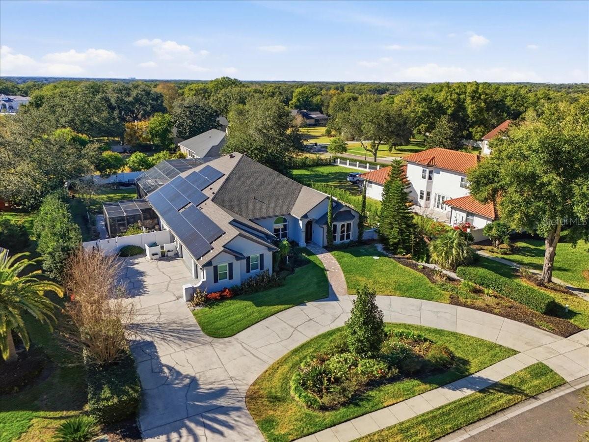 2512 PARK ROYAL DRIVE