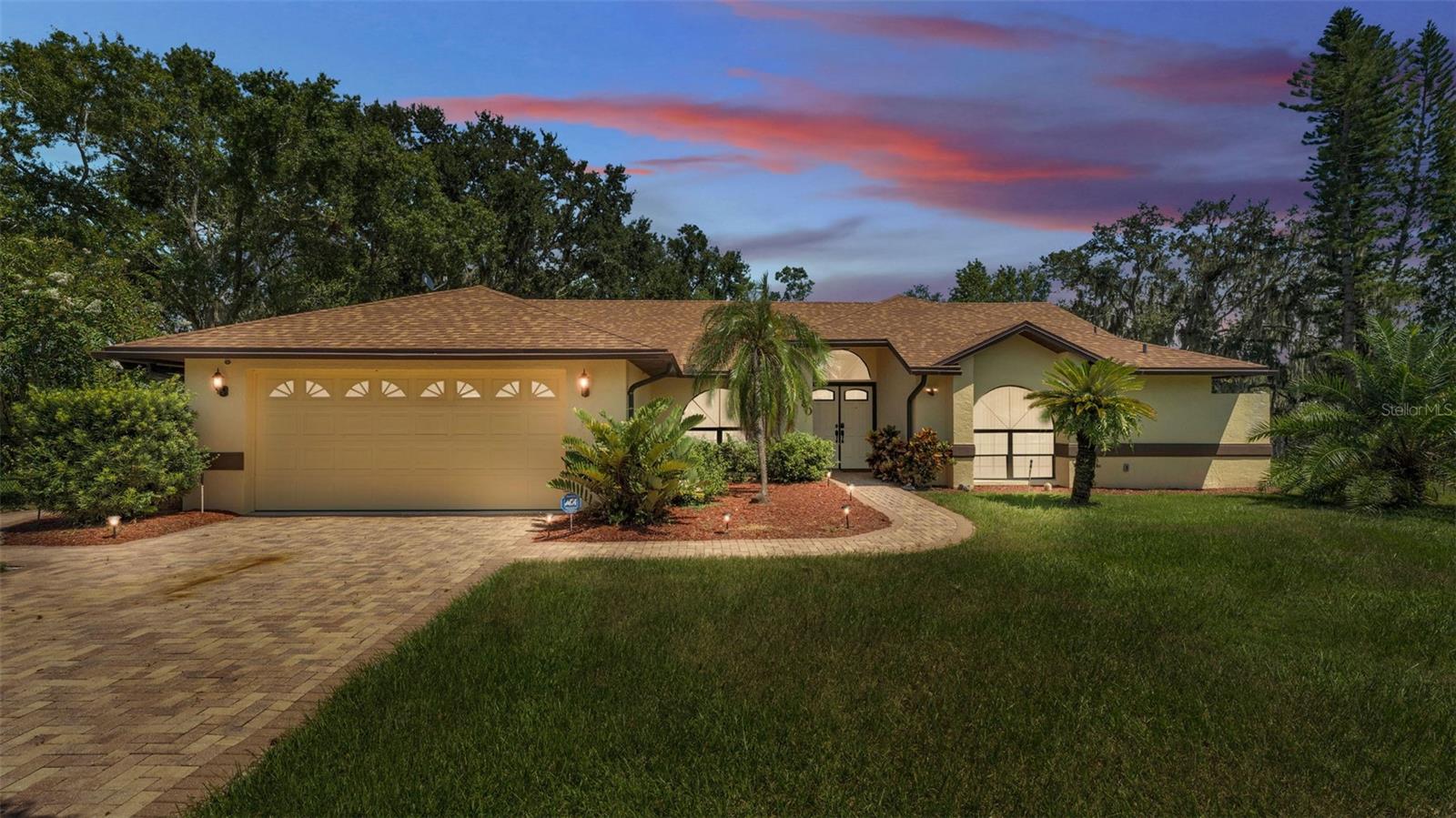 Welcome to 1680 Varner Ct – A Lakefront Paradise with a Pool!
This beautifully updated 3-bedroom, 2-bath home is the perfect blend of comfort and style. Nestled on a quiet cul-de-sac, this property boasts breathtaking lake views, a private pool, and a spacious backyard ideal for entertaining or relaxing by the water.
Step inside to find a newly remodeled kitchen with modern finishes, brand-new stainless steel appliances, and plenty of cabinet space. The home also features a brand-new roof, giving you peace of mind for years to come. Home comes with a Culligan Water Filtration system that runs through 3 separate filters.
Whether you're sipping your morning coffee by the pool, hosting friends and family, or enjoying the serene lakefront sunsets, this home offers the Florida lifestyle you've been dreaming of.
Don't miss your chance to own this move-in-ready lakefront gem in the heart of Bartow!