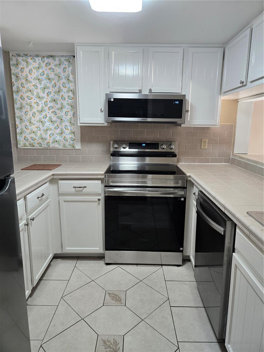 MOUNT DORA BUNKER HILL CONDO - Residential