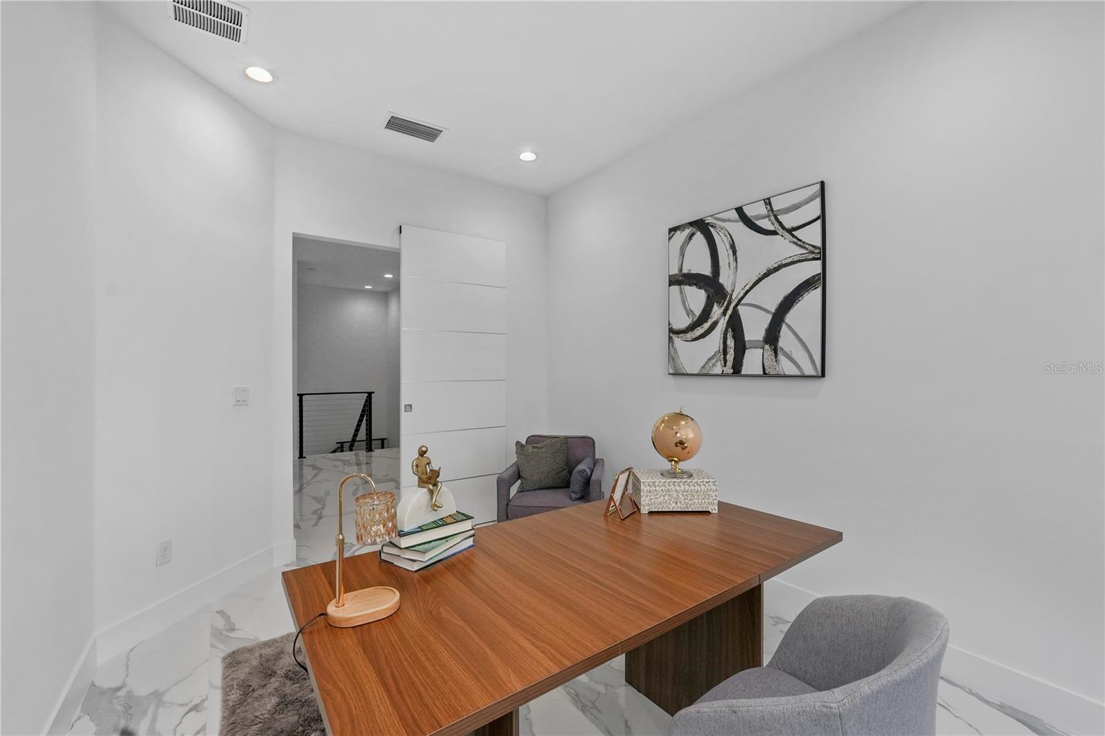 TOWN/CITRUS PARK - Residential