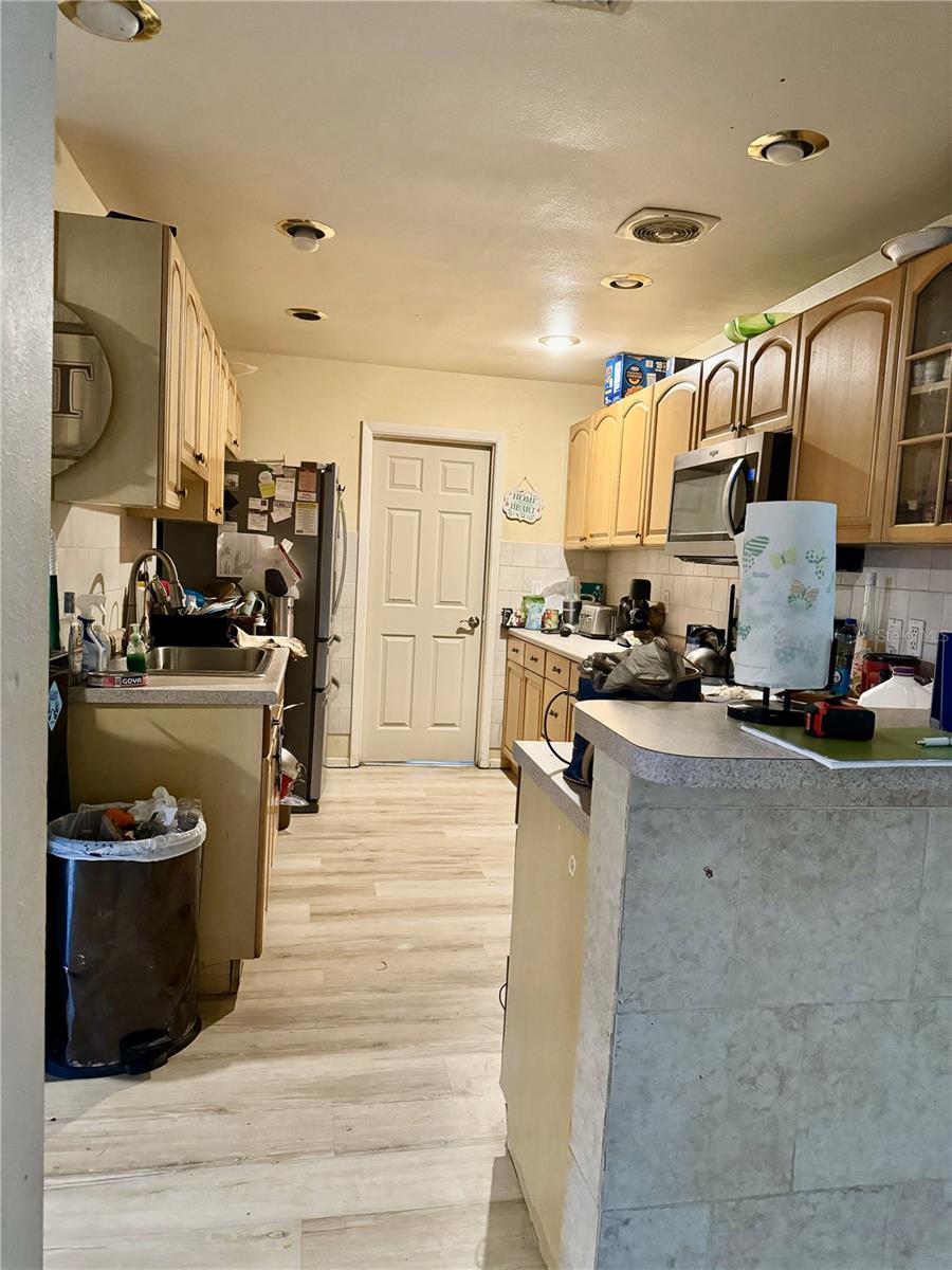 SOUTH VENICE - Residential