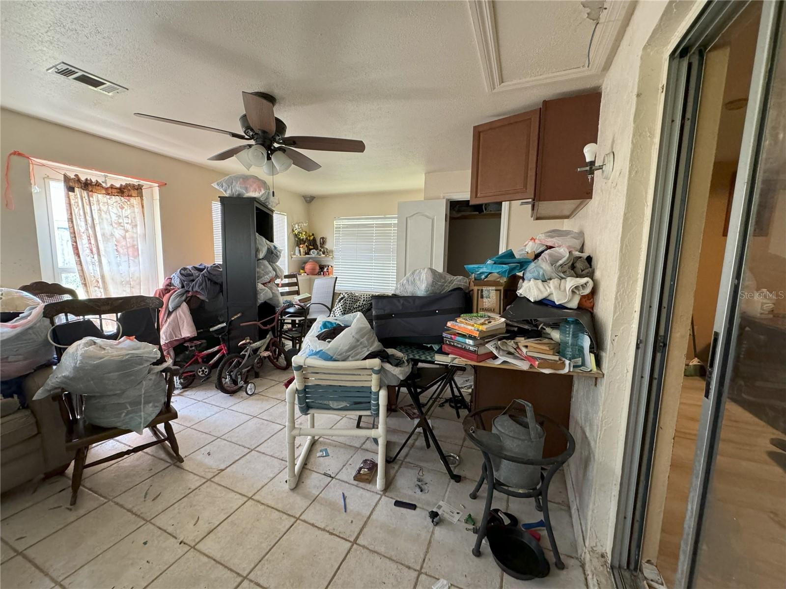 SOUTH VENICE - Residential