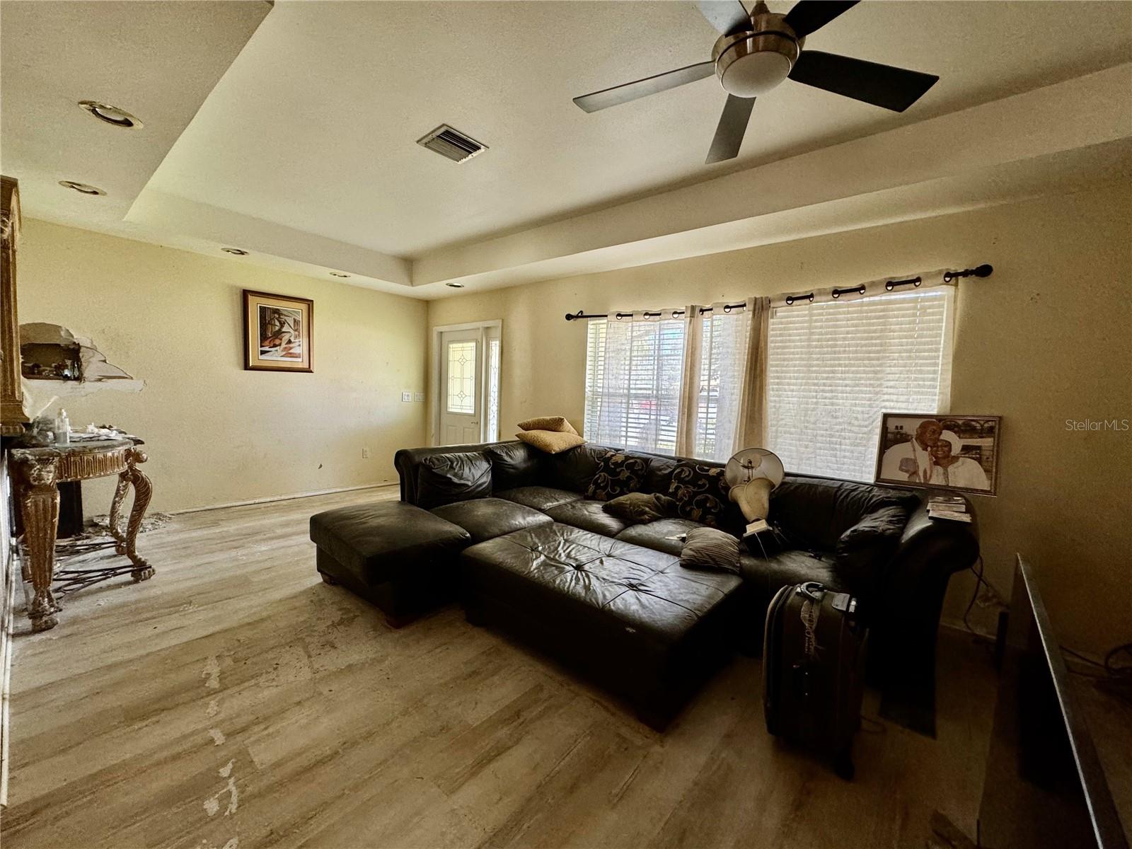 SOUTH VENICE - Residential