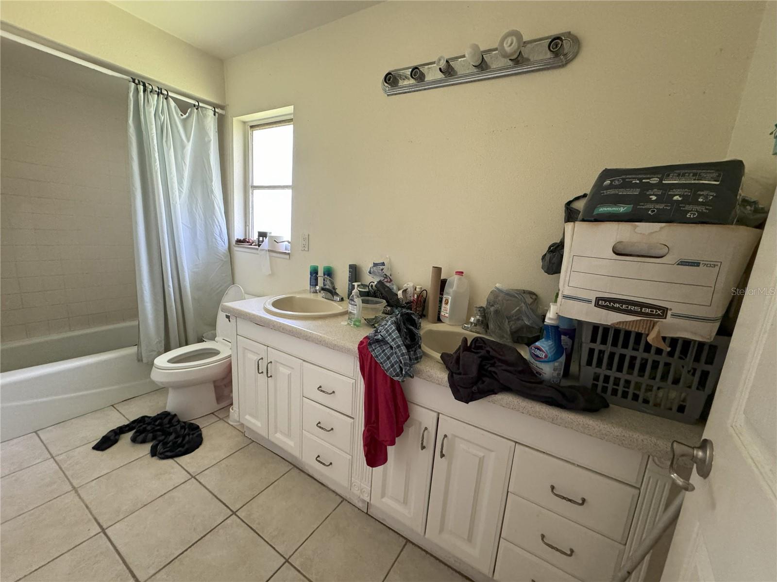 SOUTH VENICE - Residential