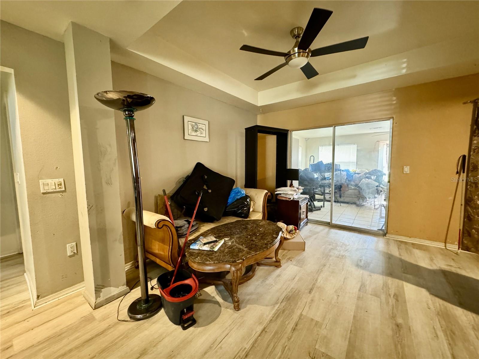 SOUTH VENICE - Residential