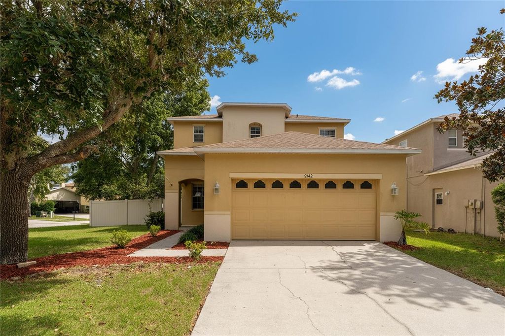 Photo of 9142 Lantern Oak Way, Land O Lakes, FL 34638 (MLS # TB8434980)