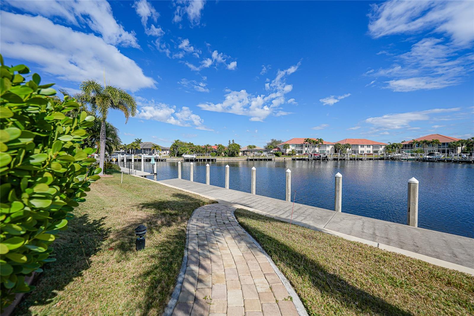PUNTA GORDA ISLES SEC 02 - Residential