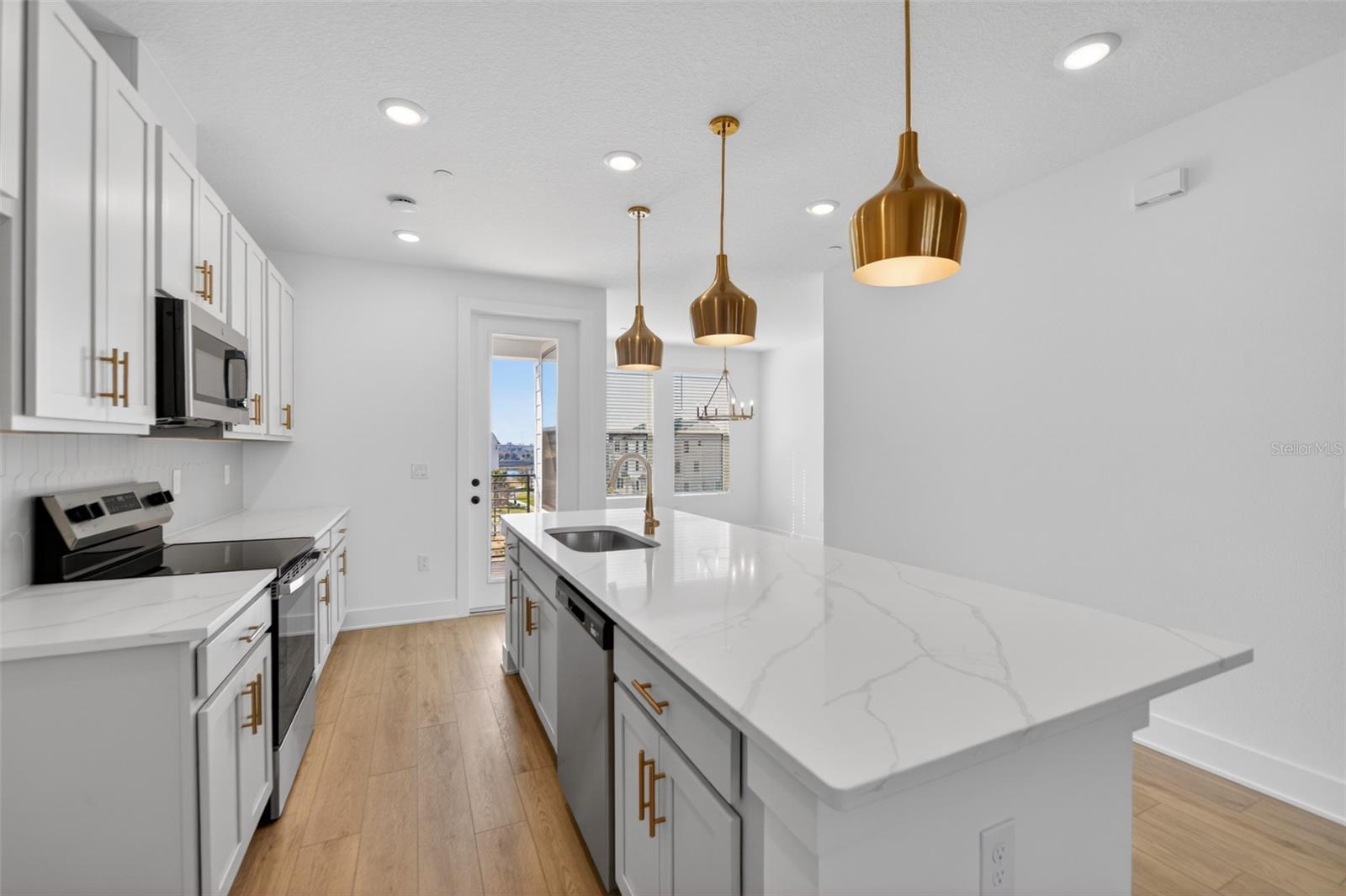 PARKVIEW/HAMLIN - Residential