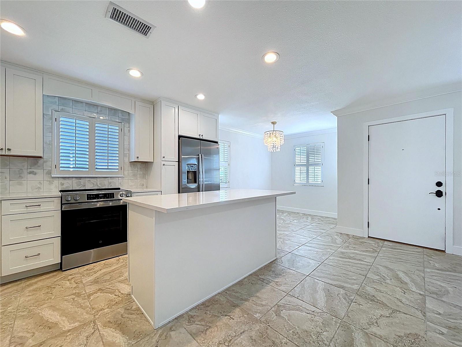 CAPRI ISLE GARDEN - Residential