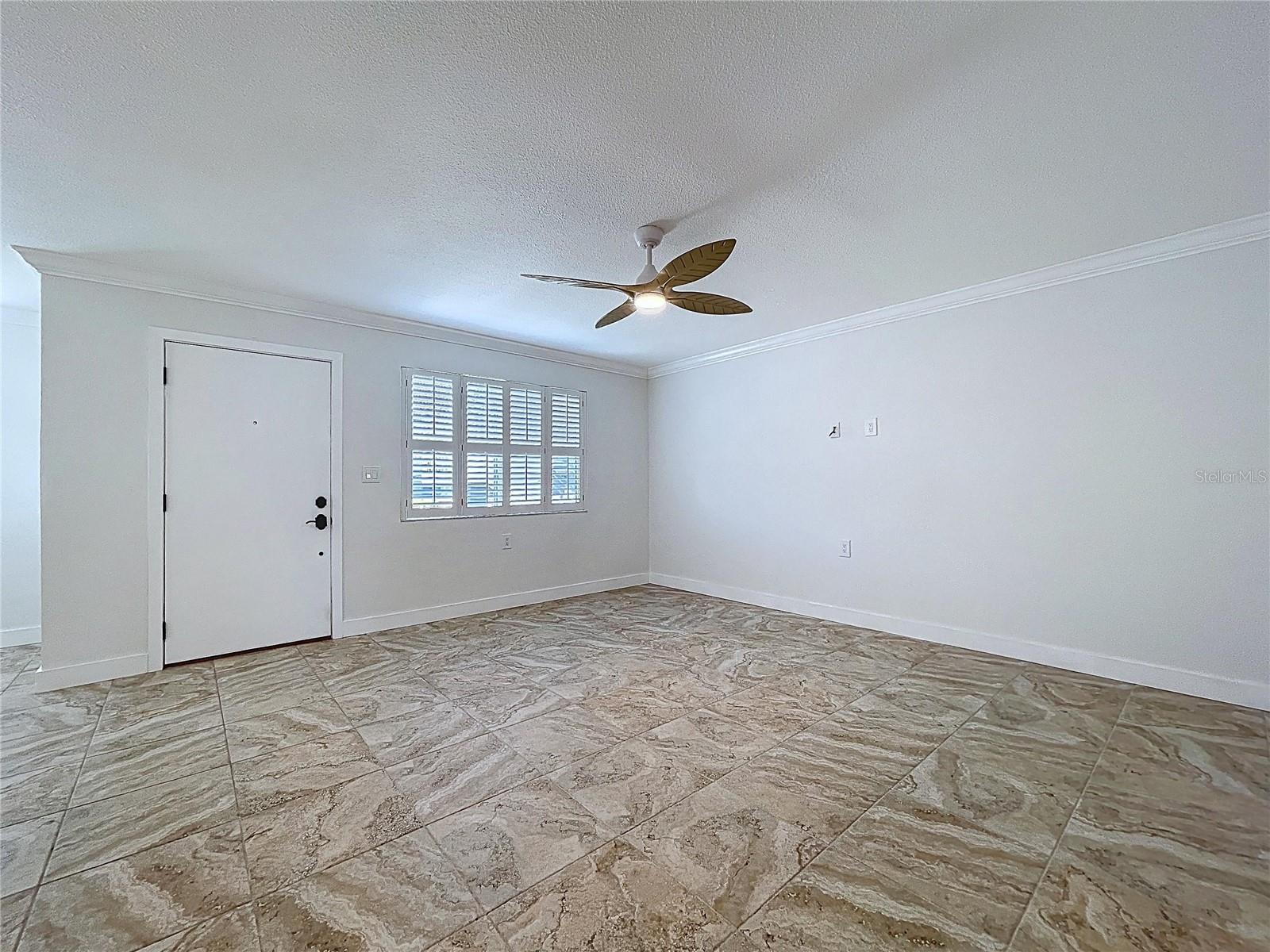 CAPRI ISLE GARDEN - Residential