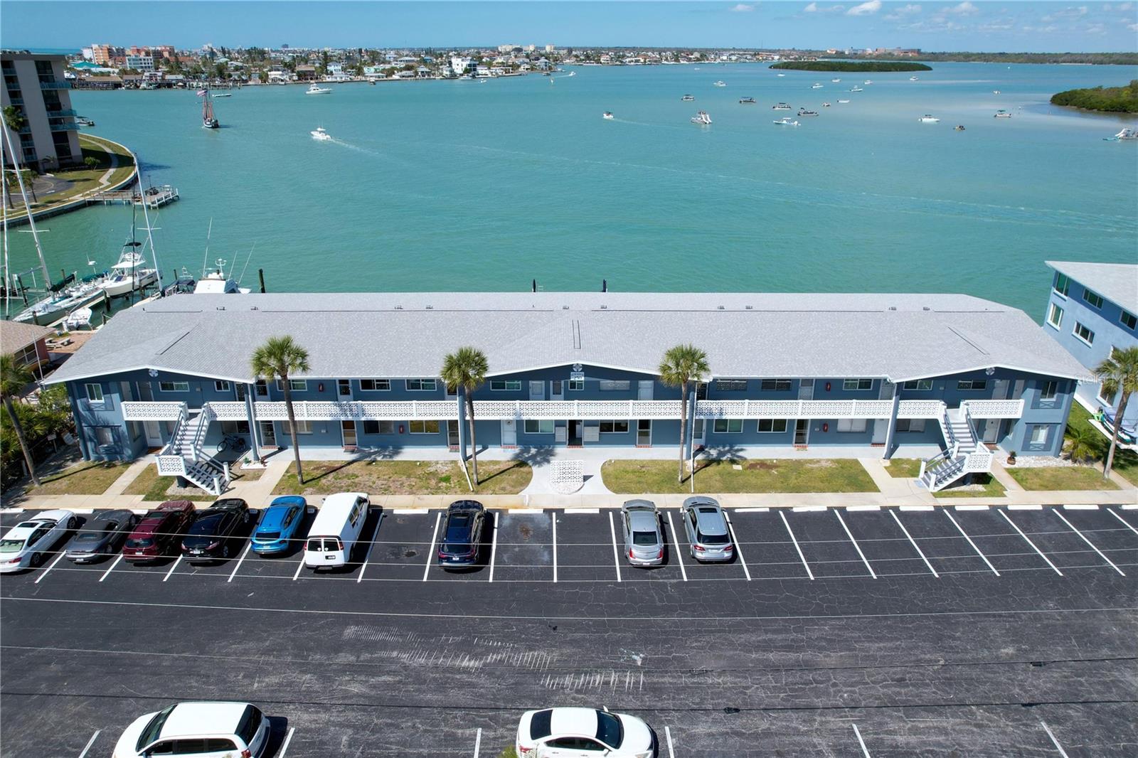 CAPRI ISLE GARDEN - Residential