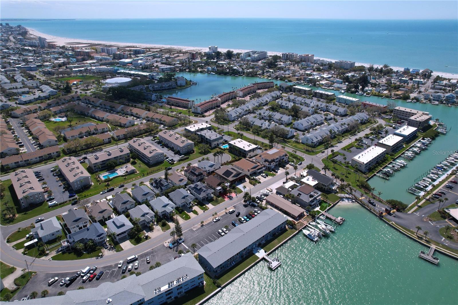 CAPRI ISLE GARDEN - Residential