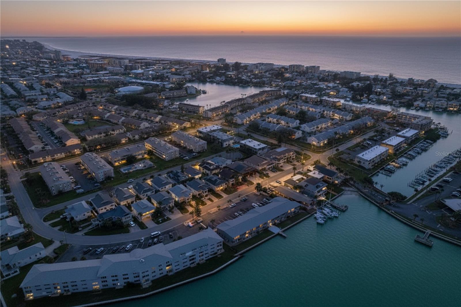 CAPRI ISLE GARDEN - Residential