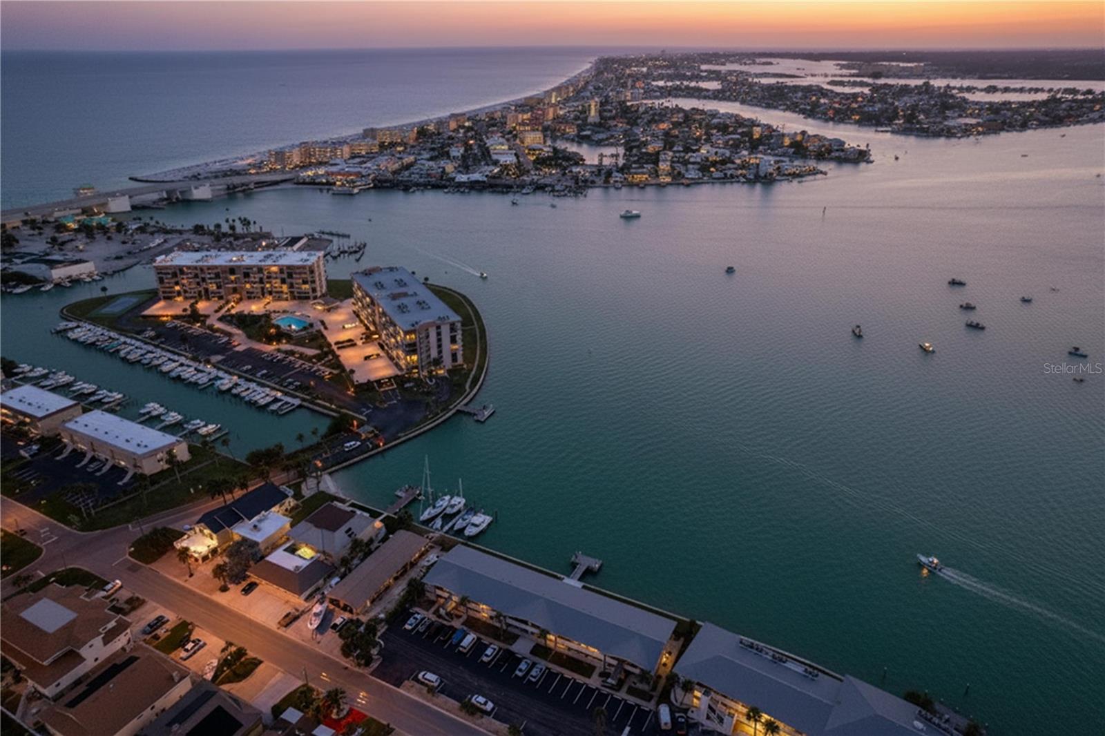 CAPRI ISLE GARDEN - Residential