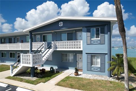 Photo of 250 126th Avenue #110, Treasure Island, FL 33706 (MLS # TB8482607)