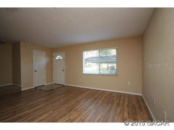 CRICKET CLUB - Residential Lease