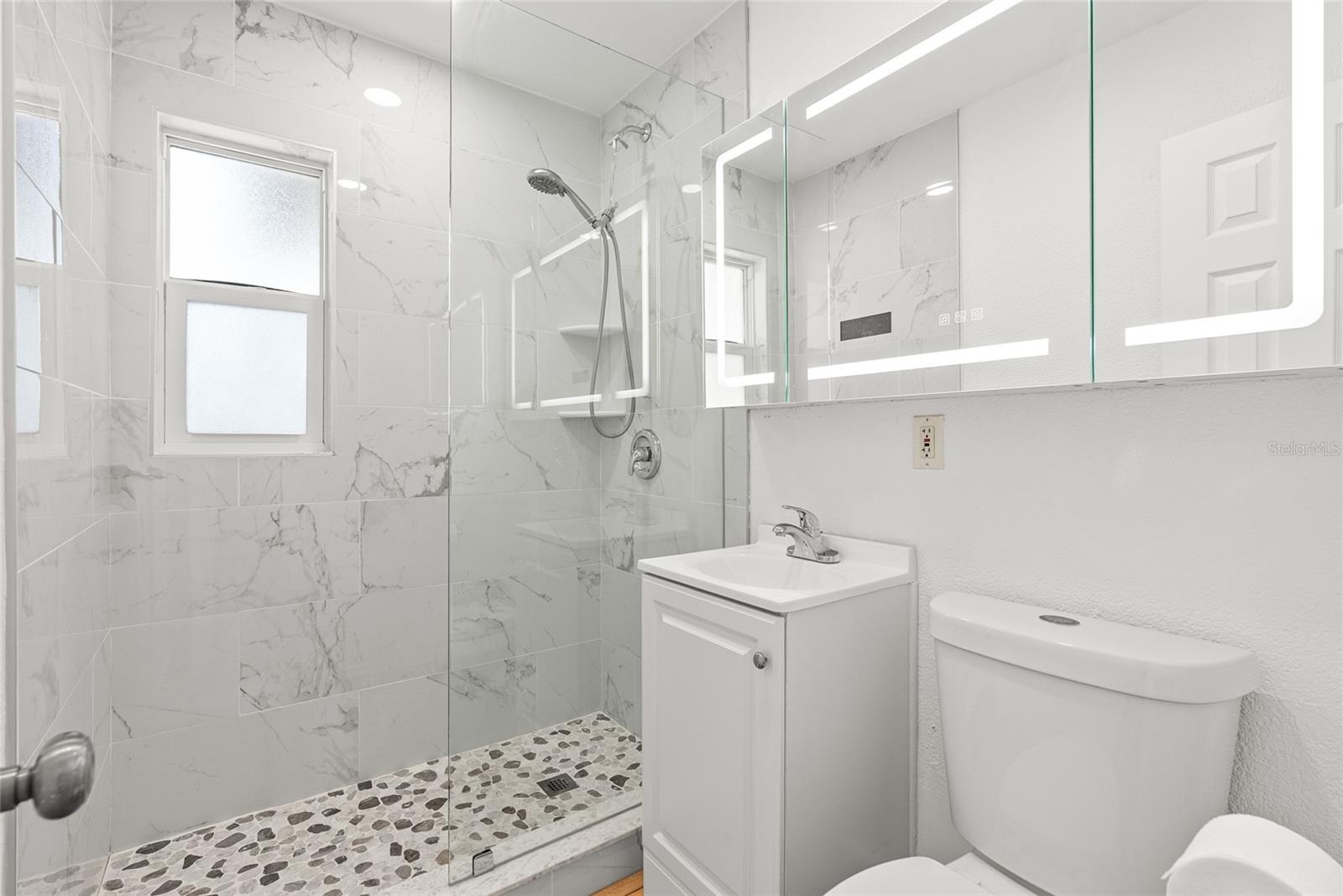 JUNGLE TERRACE SEC A - Residential